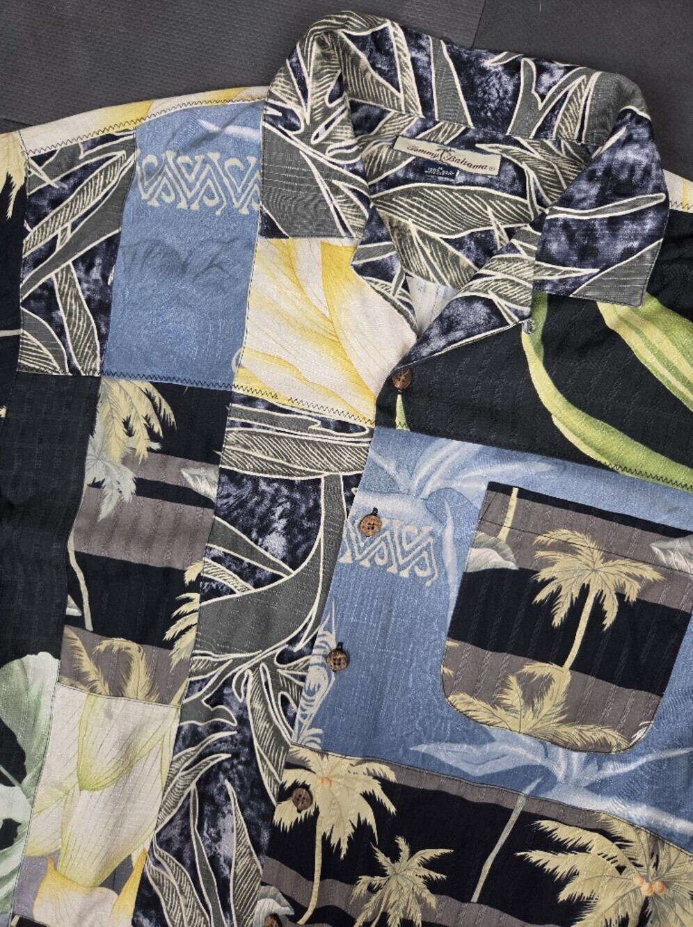 Vintage Tommy Bahama Silk Hawaiian Shirt M Patchwork Tropical Palm Trees Floral